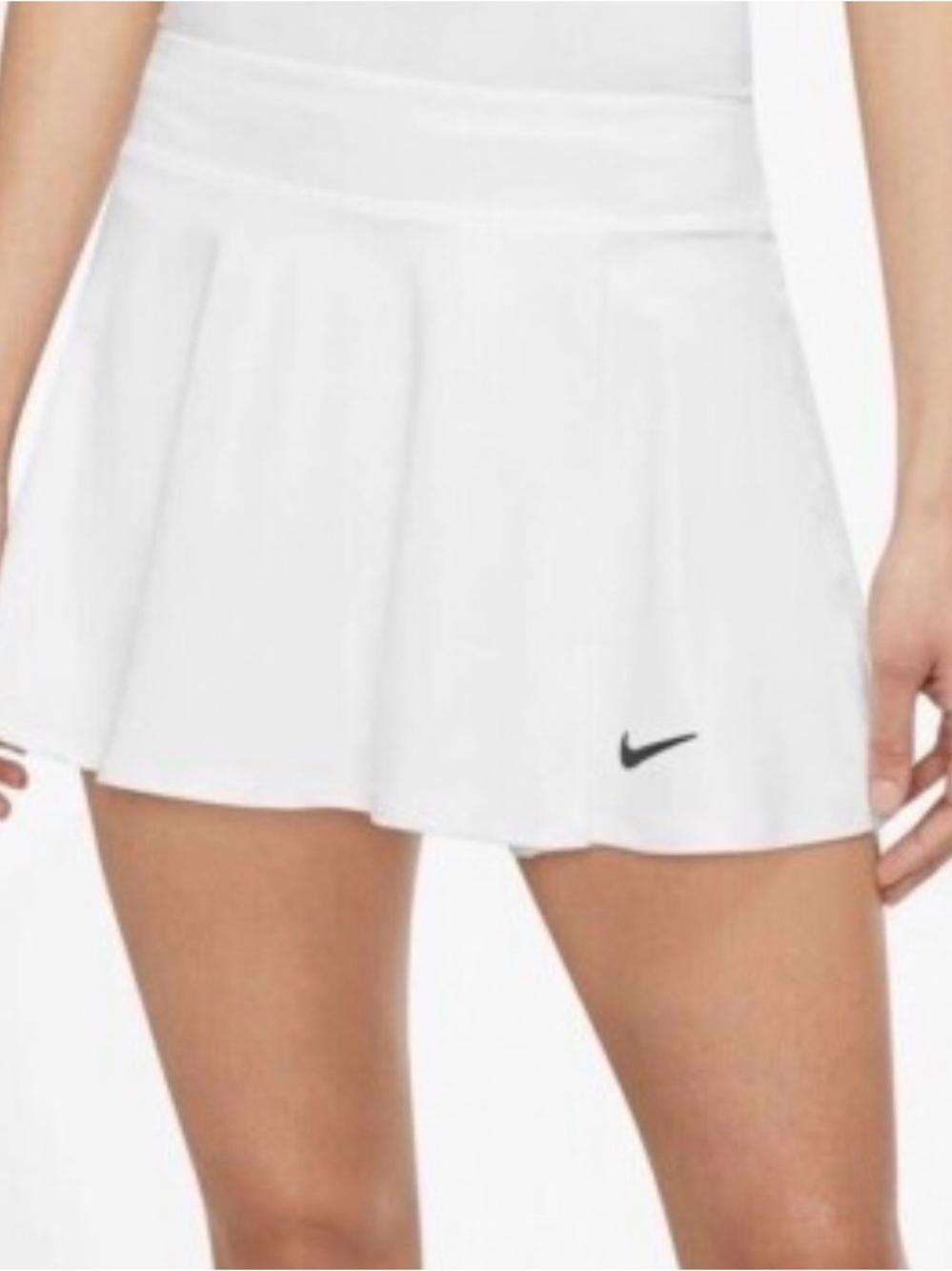 NIKE WHITE PLEATED TENNIS SKIRT